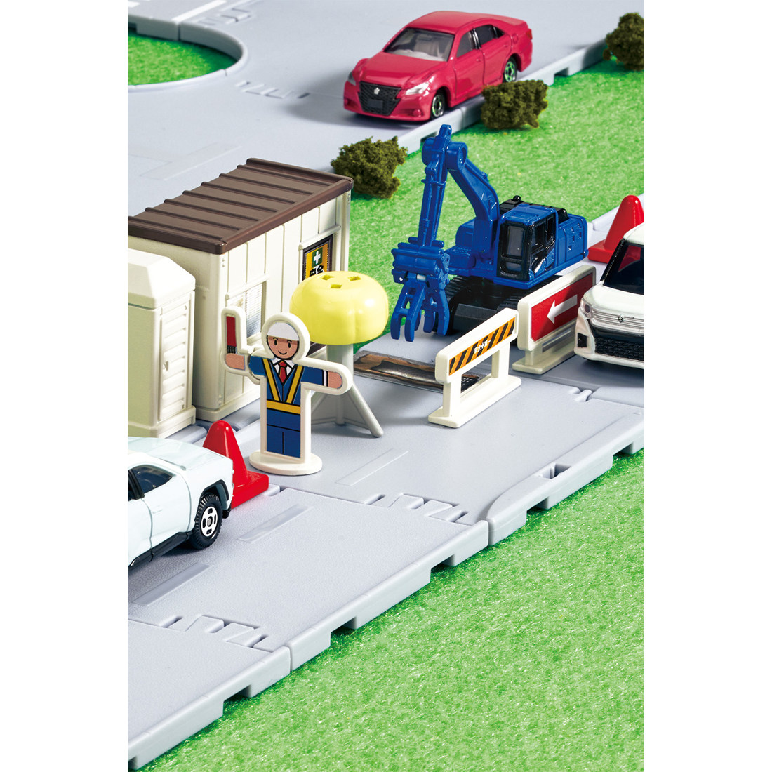Tomica Town Road Construction  - Novelty Gifts recension och pris